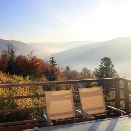 Apartment With One Bedroom In With Wonderful Lake View Terrace And Wifi 2 Km From The Slopes